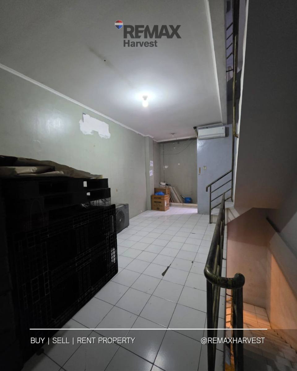 Ruko Strategis di Kembangan Jakarta Barat 3
