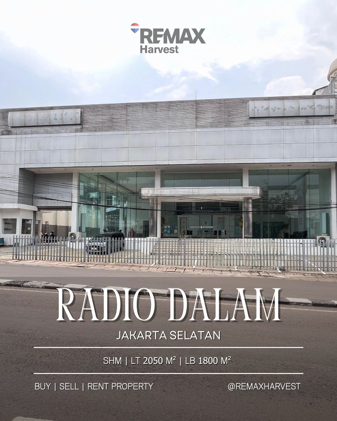 Showroom Radio Dalam
