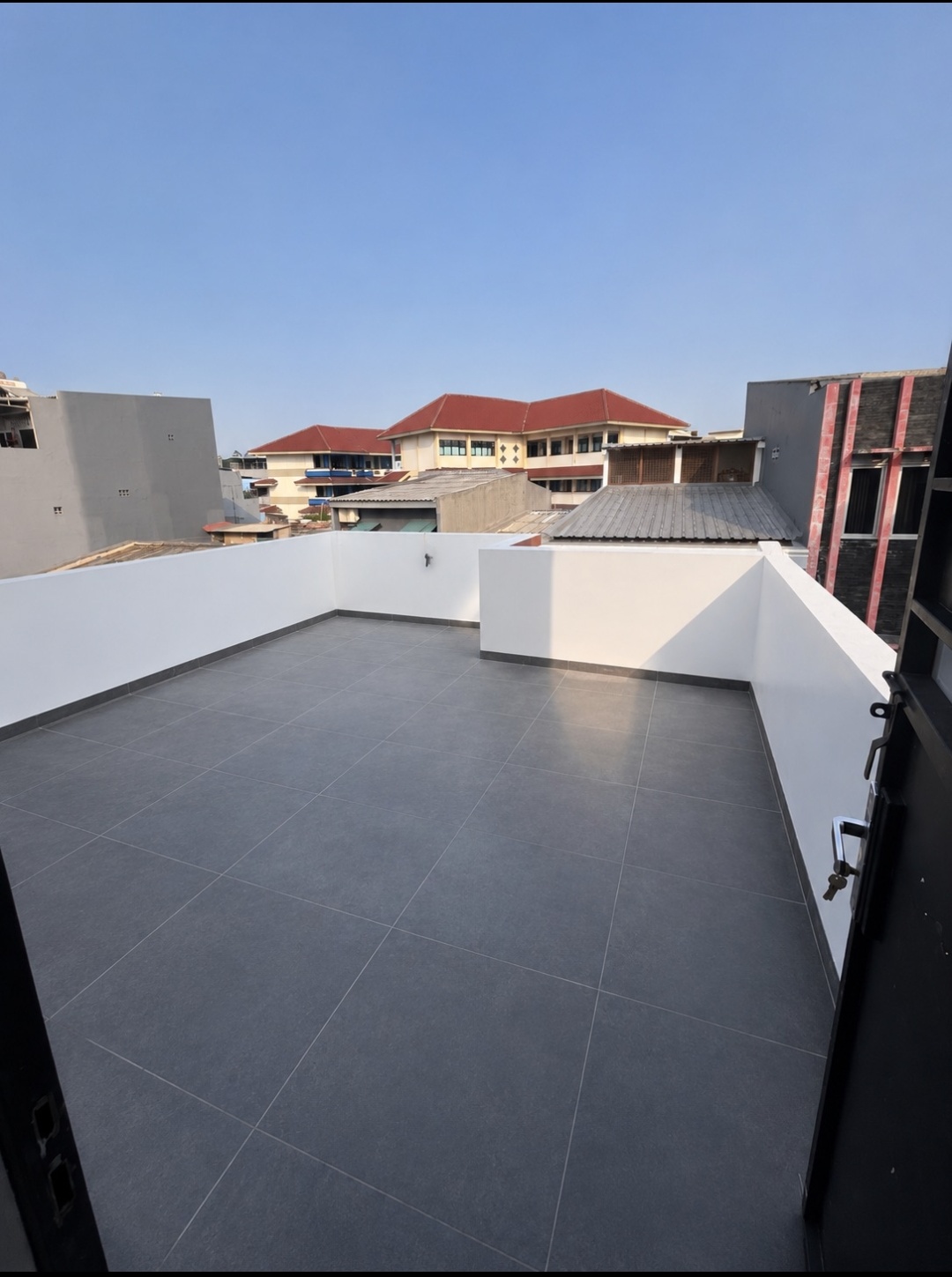 Rumah Brand New Teluk Gong 4