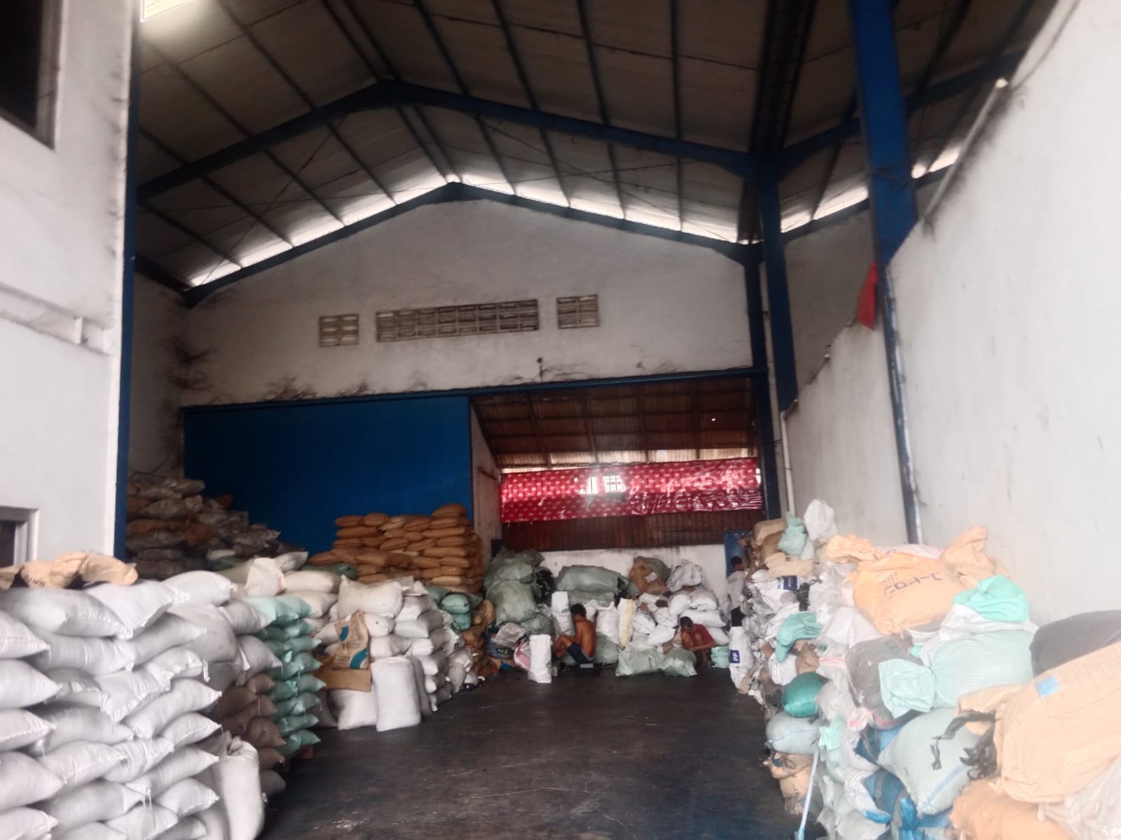 Pabrik atau Gudang Siap Pakai Teluk Naga 3